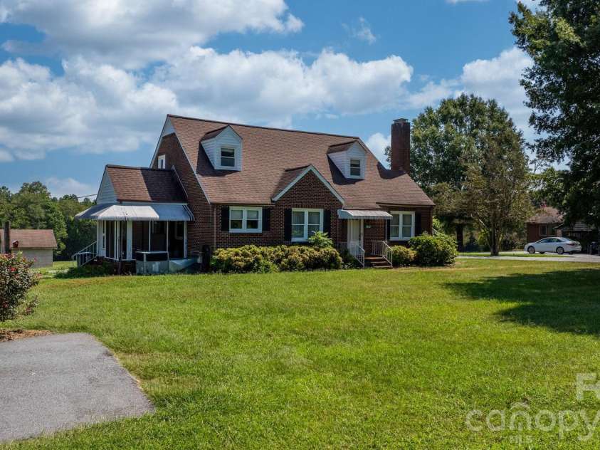3962 Startown Road, Newton, NC 28658.  MLS# CAR4421689, YatesRealty ID 49182. 