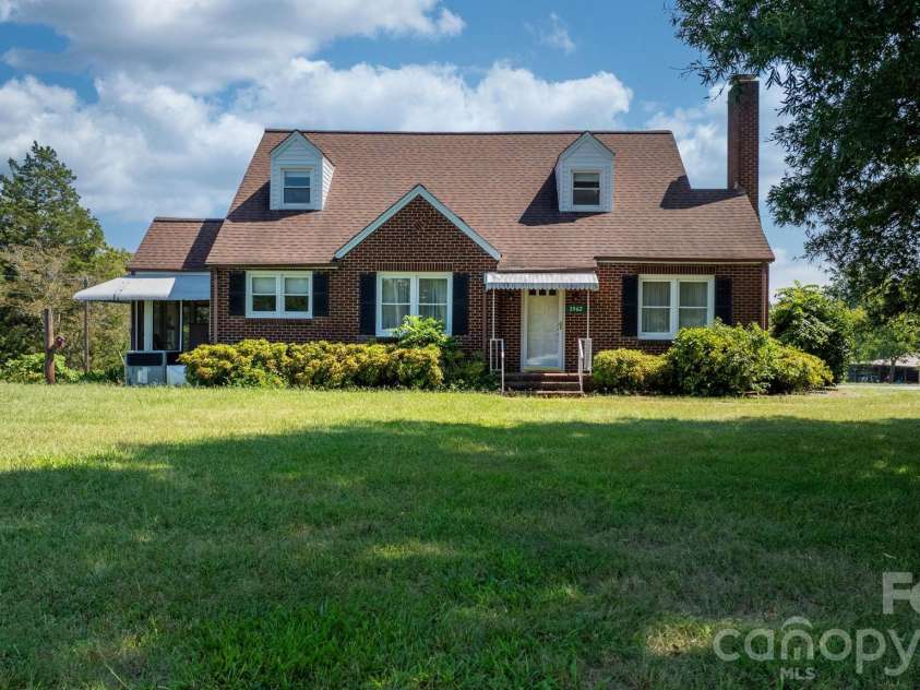 3962 Startown Road, Newton, NC 28658.  MLS# CAR4421689, YatesRealty ID 49182. 