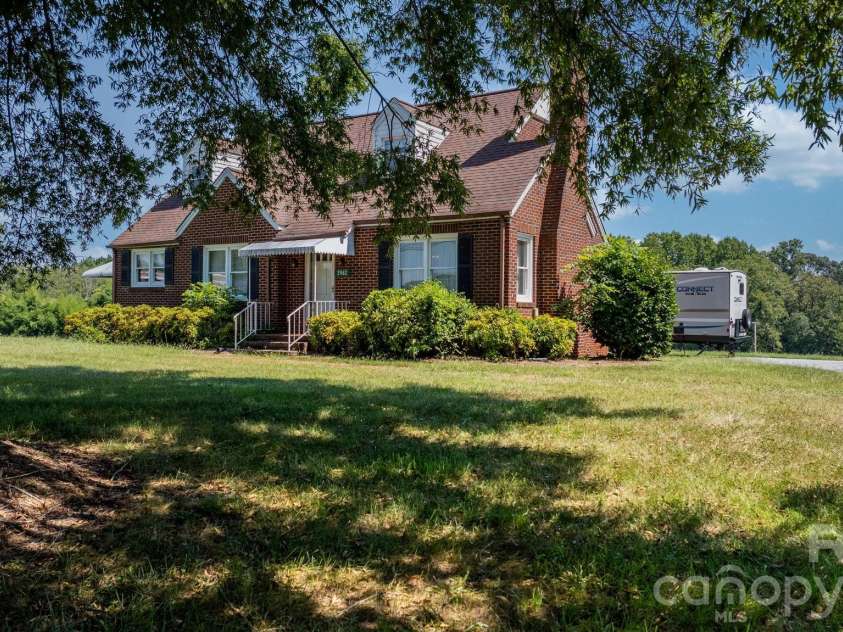 3962 Startown Road, Newton, NC 28658.  MLS# CAR4421689, YatesRealty ID 49182. 