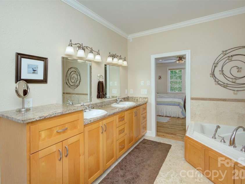 98 Soapstone Creek Drive, Arden, NC 28704.  MLS# CAR4422069, YatesRealty ID 49183. 