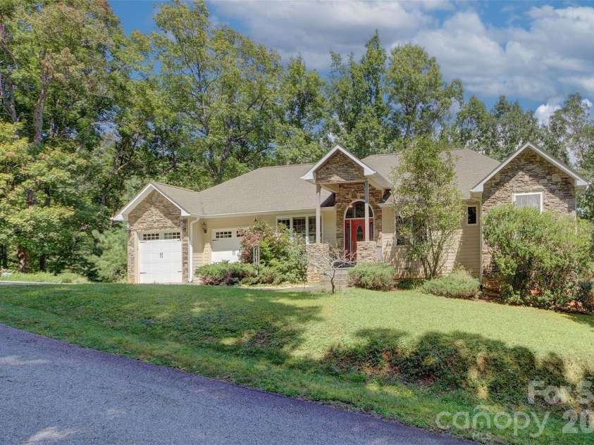 98 Soapstone Creek Drive, Arden, NC 28704.  MLS# CAR4422069, YatesRealty ID 49183. 