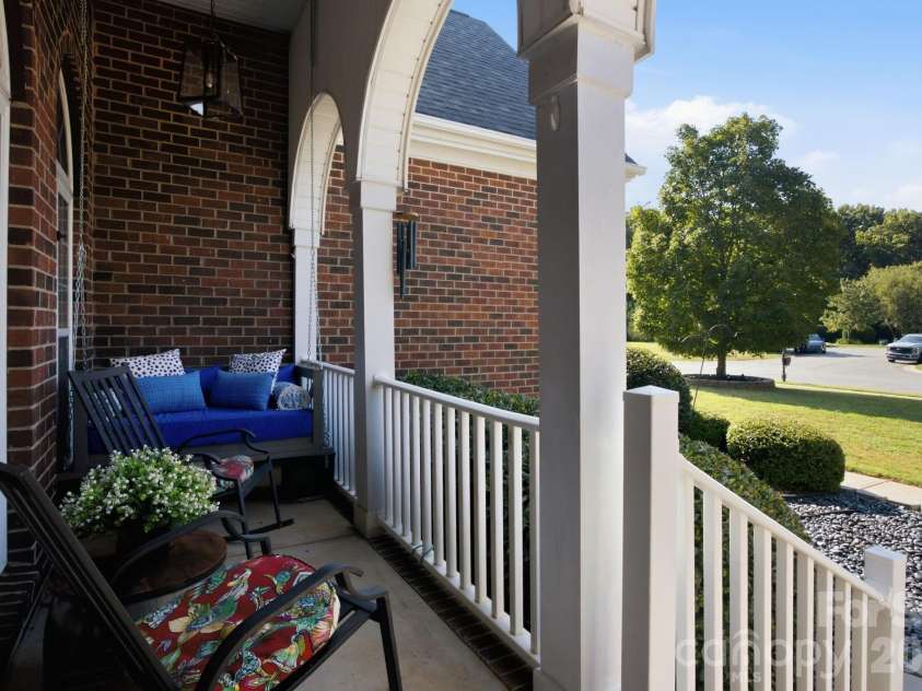 9900 Tufts Drive, Mint Hill, NC 28227.  MLS# CAR4422058, YatesRealty ID 49184. 