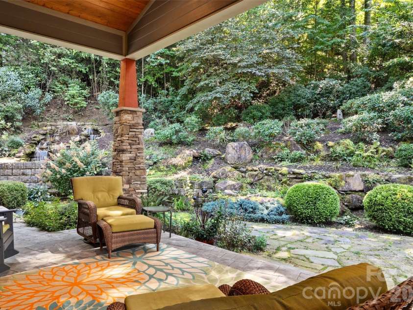 330 Sanctuary Drive, Waynesville, NC 28786.  MLS# CAR4421029, YatesRealty ID 49186. 