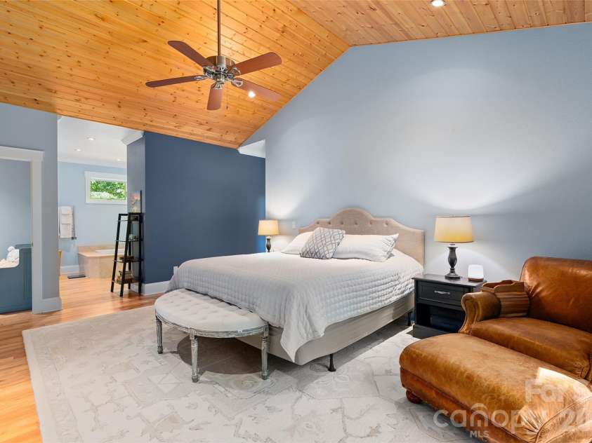 330 Sanctuary Drive, Waynesville, NC 28786.  MLS# CAR4421029, YatesRealty ID 49186. 