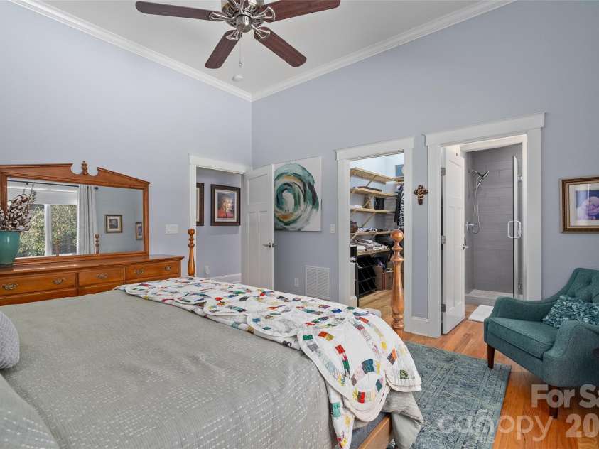 330 Sanctuary Drive, Waynesville, NC 28786.  MLS# CAR4421029, YatesRealty ID 49186. 