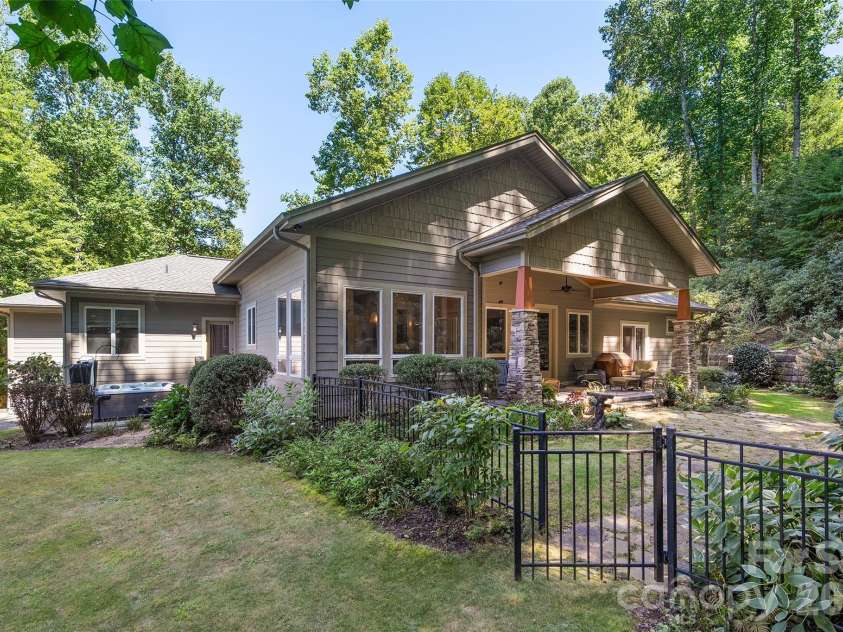 330 Sanctuary Drive, Waynesville, NC 28786.  MLS# CAR4421029, YatesRealty ID 49186. 