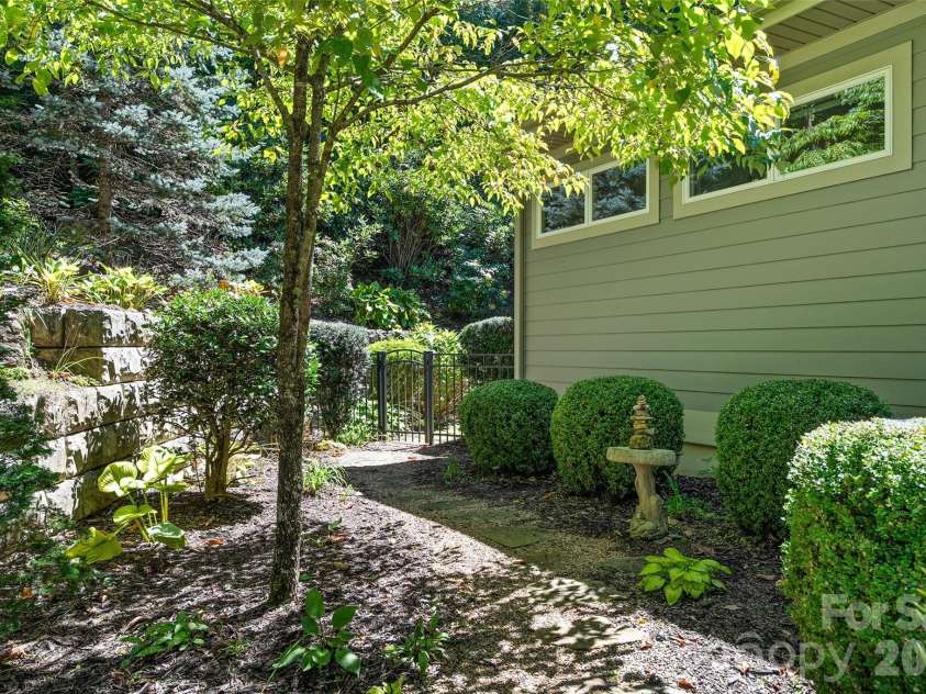 330 Sanctuary Drive, Waynesville, NC 28786.  MLS# CAR4421029, YatesRealty ID 49186. 