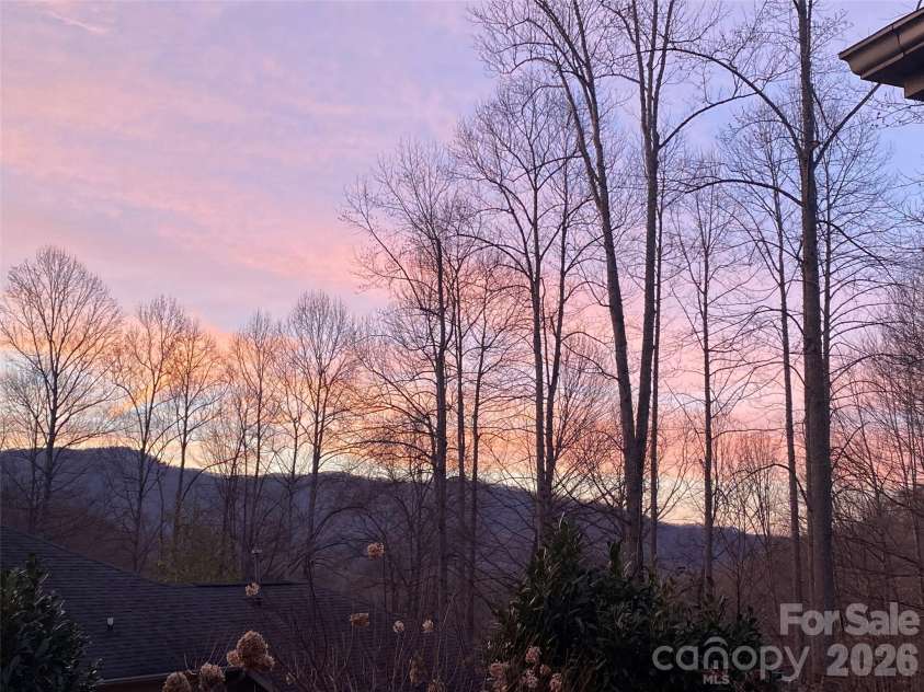 330 Sanctuary Drive, Waynesville, NC 28786.  MLS# CAR4421029, YatesRealty ID 49186. 