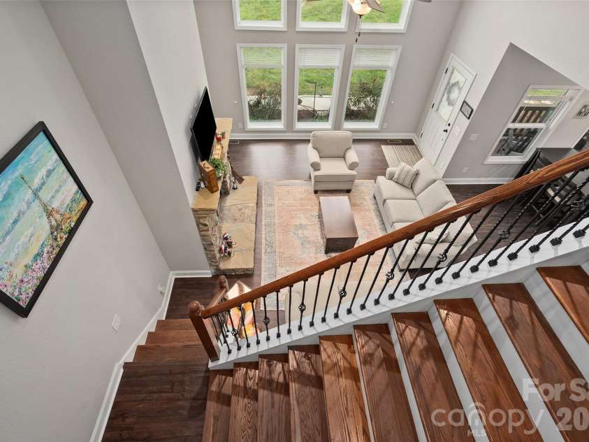 31 Baby Bear Cove, Clyde, NC 28721.  MLS# CAR4415038, YatesRealty ID 49187. 