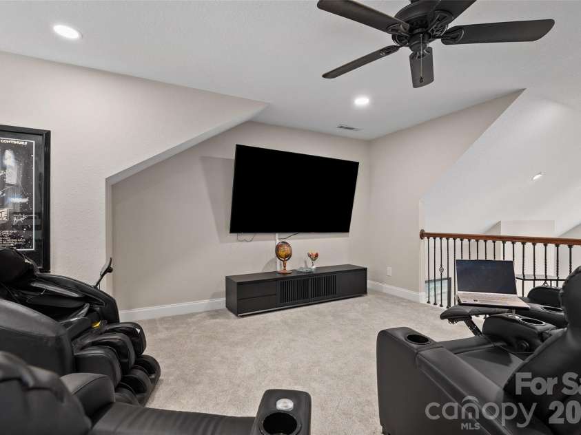 31 Baby Bear Cove, Clyde, NC 28721.  MLS# CAR4415038, YatesRealty ID 49187. 