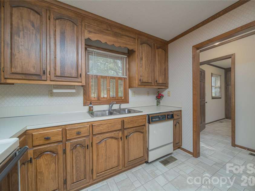 614 Salisbury Street, Rockwell, NC 28138.  MLS# CAR4422095, YatesRealty ID 49188. 