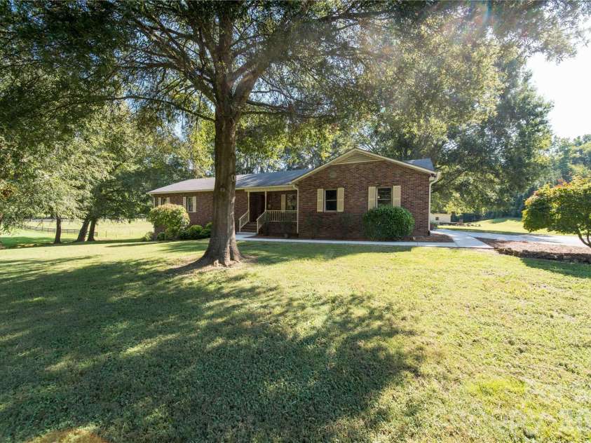 614 Salisbury Street, Rockwell, NC 28138.  MLS# CAR4422095, YatesRealty ID 49188. 