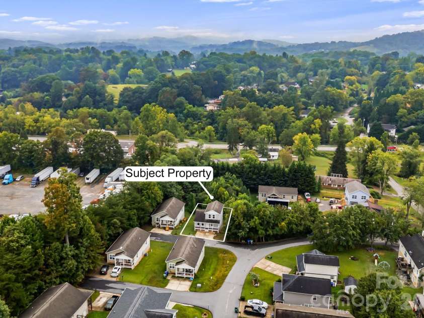 1 Red Clover Drive, Candler, NC 28715.  MLS# CAR4305641, YatesRealty ID 4919. 