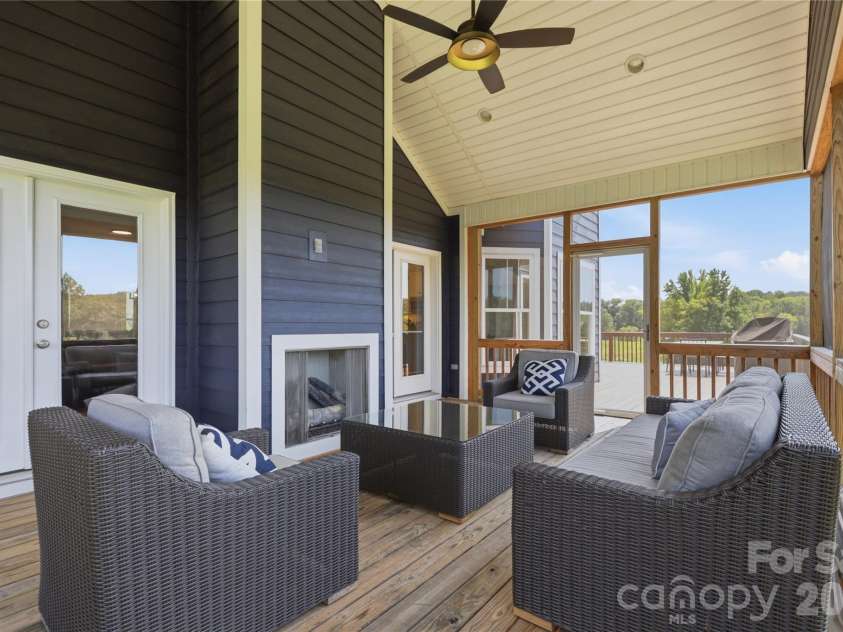 180 Eagles Landing Lane, Mocksville, NC 27028.  MLS# CAR4422101, YatesRealty ID 49190. 