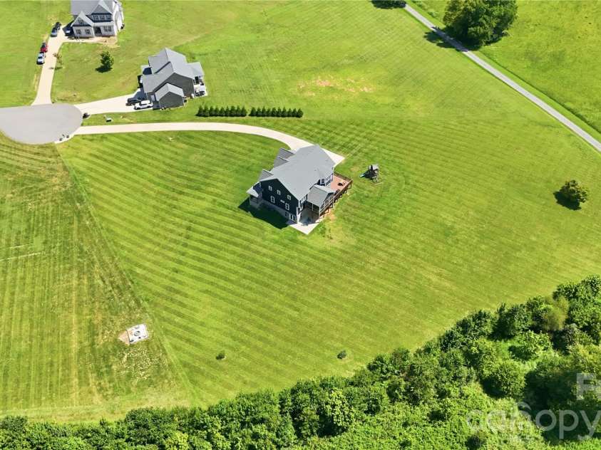 180 Eagles Landing Lane, Mocksville, NC 27028.  MLS# CAR4422101, YatesRealty ID 49190. 