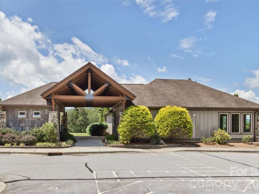 Lot 2 Tomahawk Trail, Hendersonville, NC 28739.  MLS# CAR4419097, YatesRealty ID 49191. Clubhouse