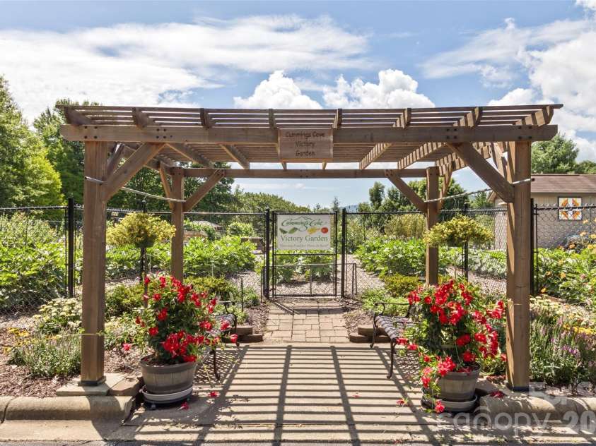 Lot 2 Tomahawk Trail, Hendersonville, NC 28739.  MLS# CAR4419097, YatesRealty ID 49191. Victory Garden