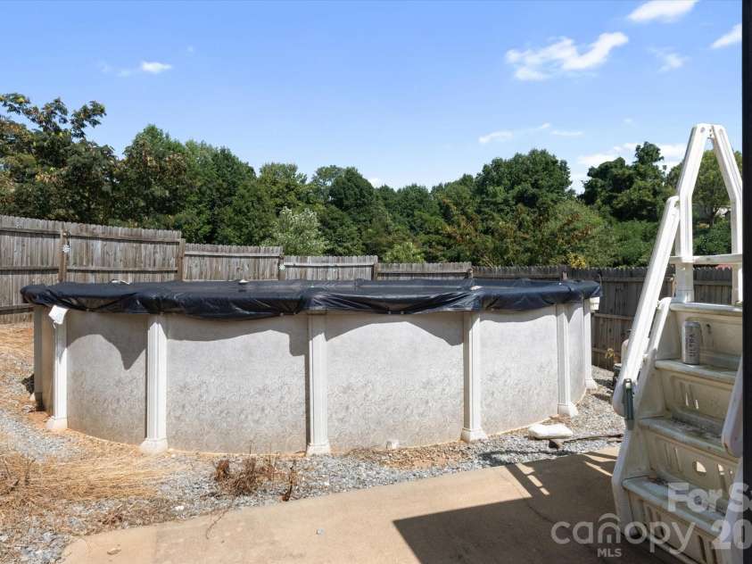 466 Miller Avenue, Marion, NC 28752.  MLS# CAR4421157, YatesRealty ID 49196. 