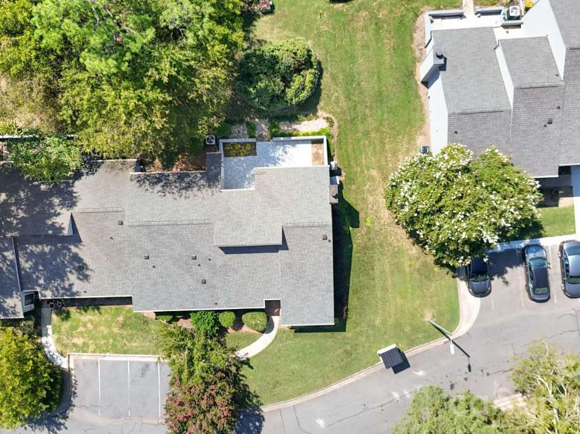 11529 Turn Stone Court, Charlotte, NC 28226.  MLS# CAR4421533, YatesRealty ID 49199. 