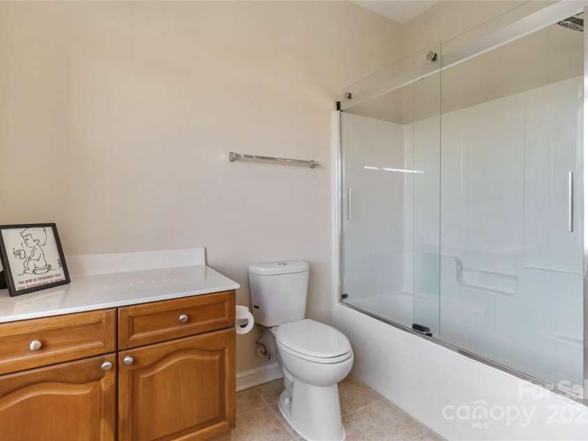 1608 Copperplate Road, Charlotte, NC 28262.  MLS# CAR4323232, YatesRealty ID 492. Upstairs full bath