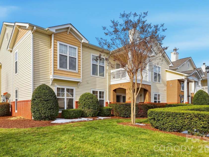 16608 Amberside Road, Cornelius, NC 28031.  MLS# CAR4340379, YatesRealty ID 4920. 
