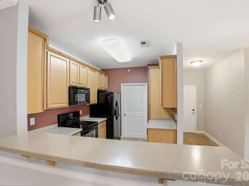 16608 Amberside Road, Cornelius, NC 28031.  MLS# CAR4340379, YatesRealty ID 4920. 