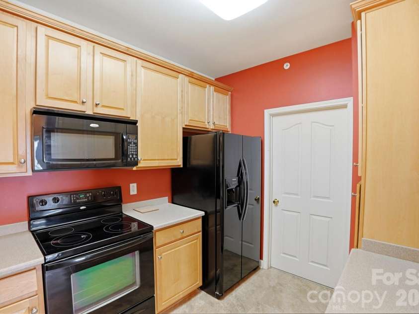 16608 Amberside Road, Cornelius, NC 28031.  MLS# CAR4340379, YatesRealty ID 4920. 