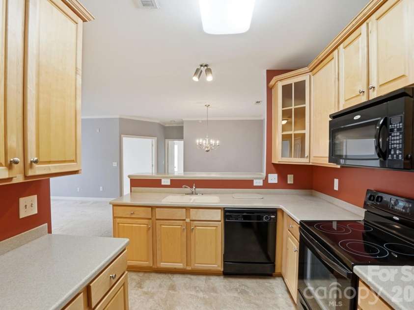 16608 Amberside Road, Cornelius, NC 28031.  MLS# CAR4340379, YatesRealty ID 4920. 