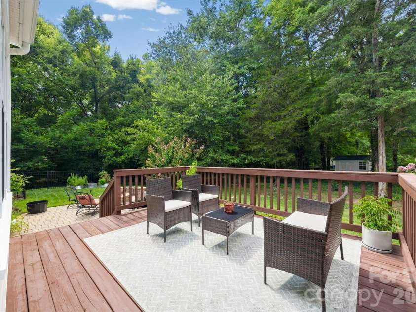 9004 Creekstone Road, Waxhaw, NC 28173.  MLS# CAR4416844, YatesRealty ID 49201. Back Deck