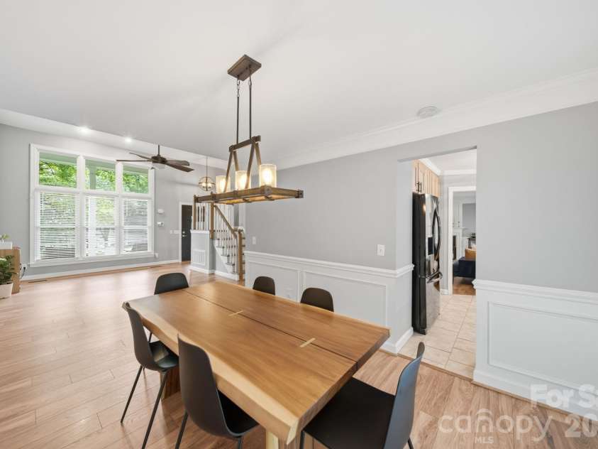 3801 Melshire Lane, Charlotte, NC 28269.  MLS# CAR4420330, YatesRealty ID 49203. 
