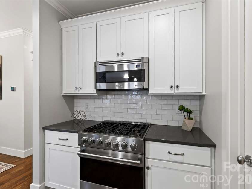 44 Stills Creek Loop, Fairview, NC 28730.  MLS# CAR4419416, YatesRealty ID 49206. 