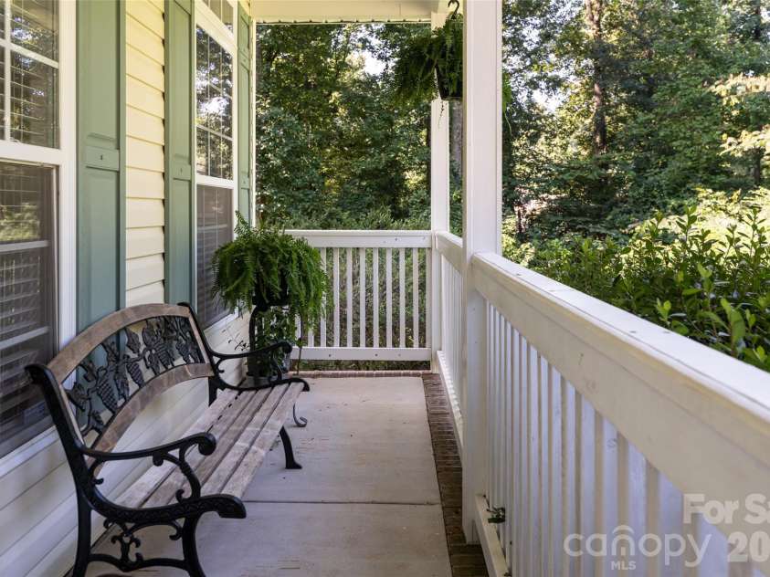 216 Holly Lane, Greer, SC 29651.  MLS# CAR4421650, YatesRealty ID 49208. 
