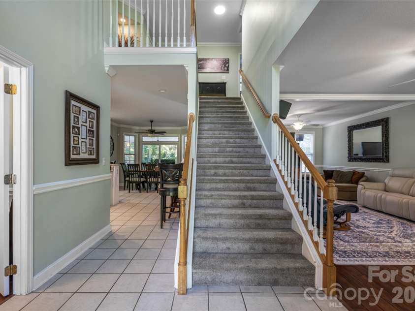 216 Holly Lane, Greer, SC 29651.  MLS# CAR4421650, YatesRealty ID 49208. 