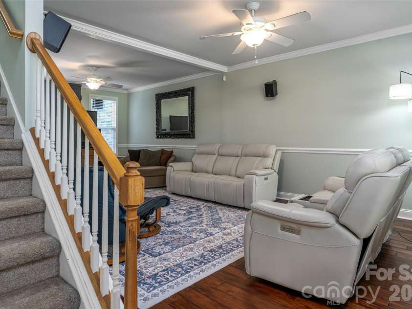 216 Holly Lane, Greer, SC 29651.  MLS# CAR4421650, YatesRealty ID 49208. 