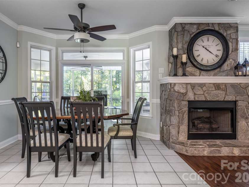 216 Holly Lane, Greer, SC 29651.  MLS# CAR4421650, YatesRealty ID 49208. 