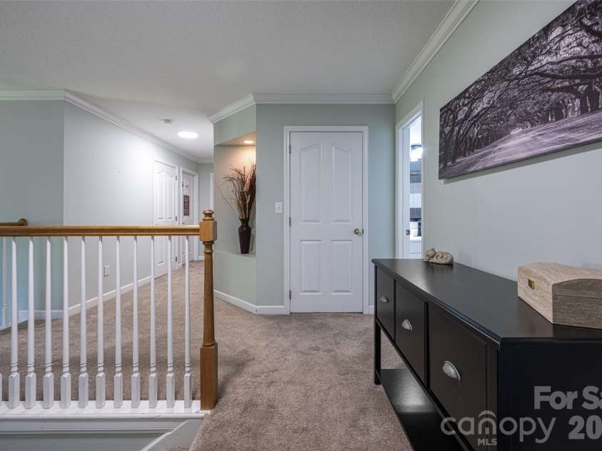 216 Holly Lane, Greer, SC 29651.  MLS# CAR4421650, YatesRealty ID 49208. 