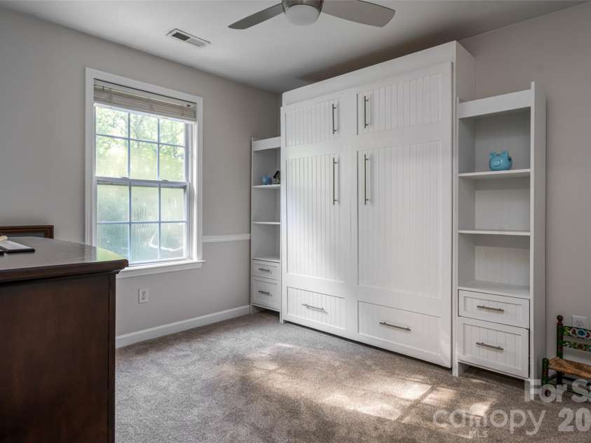 216 Holly Lane, Greer, SC 29651.  MLS# CAR4421650, YatesRealty ID 49208. 