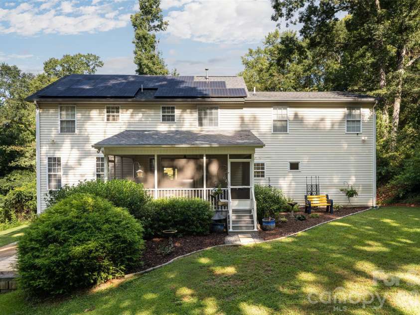 216 Holly Lane, Greer, SC 29651.  MLS# CAR4421650, YatesRealty ID 49208. 