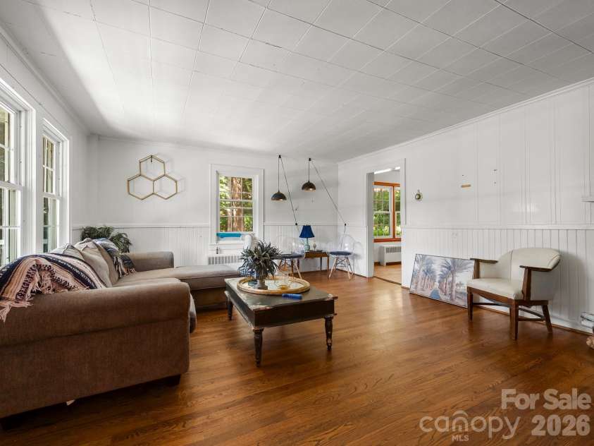 689 Trade Street, Tryon, NC 28782.  MLS# CAR4421132, YatesRealty ID 49209. 