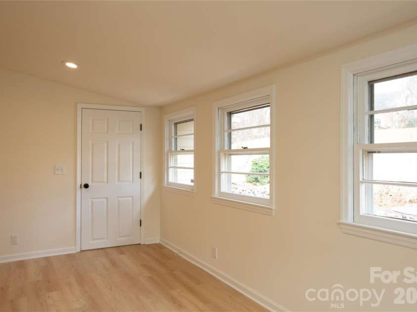 1411 Chelsea Street, Winston Salem, NC 27103.  MLS# CAR4341682, YatesRealty ID 4921. 3rd Bedroom