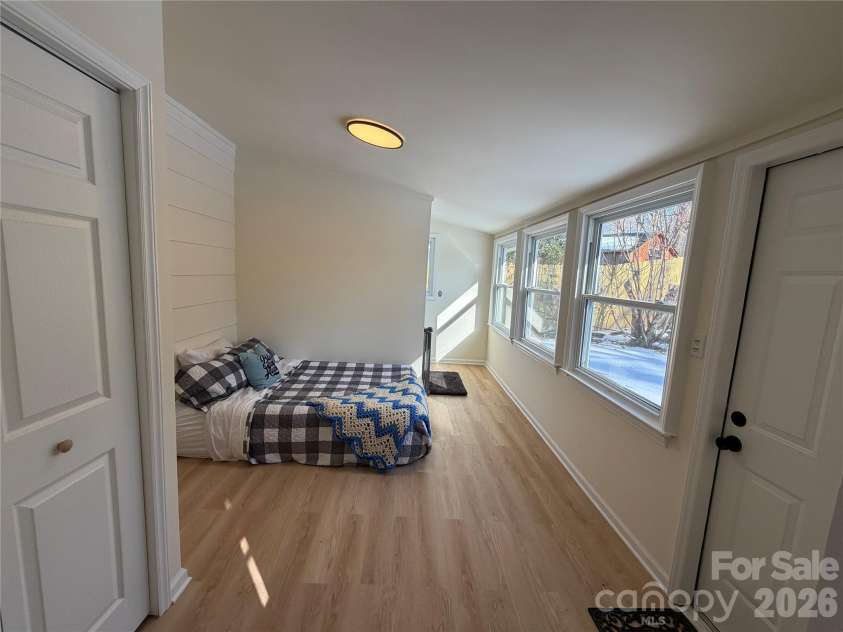 1411 Chelsea Street, Winston Salem, NC 27103.  MLS# CAR4341682, YatesRealty ID 4921. 3rd Bedroom