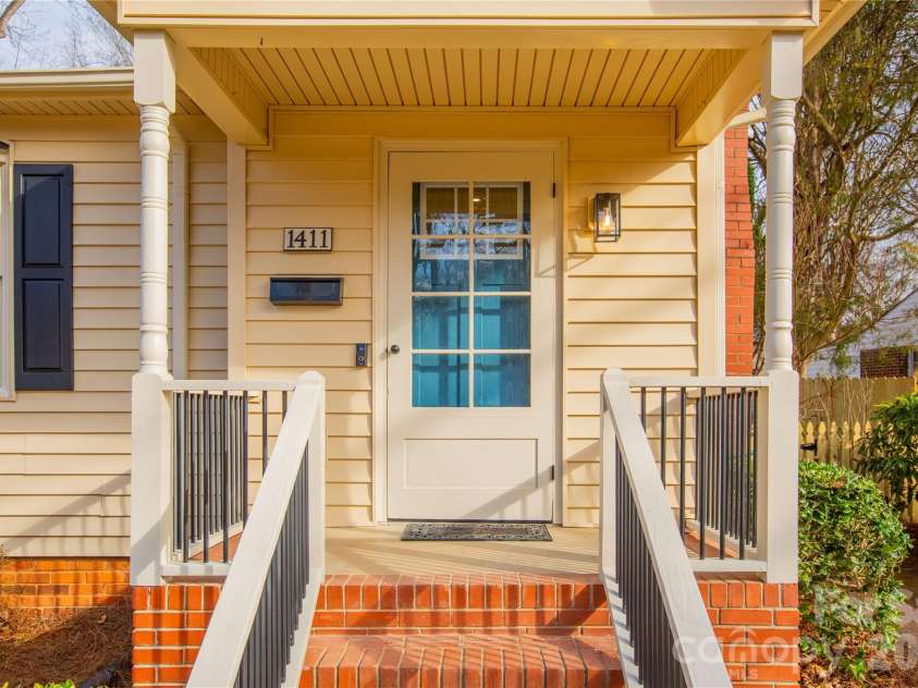 1411 Chelsea Street, Winston Salem, NC 27103.  MLS# CAR4341682, YatesRealty ID 4921. 
