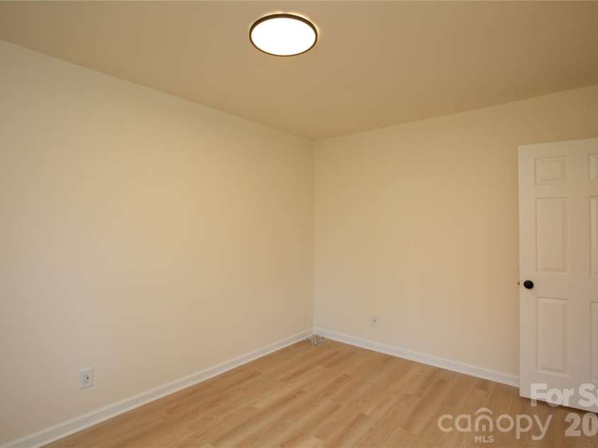 1411 Chelsea Street, Winston Salem, NC 27103.  MLS# CAR4341682, YatesRealty ID 4921. Bedroom