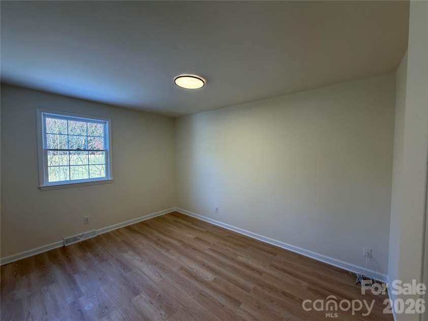 1411 Chelsea Street, Winston Salem, NC 27103.  MLS# CAR4341682, YatesRealty ID 4921. Bedroom