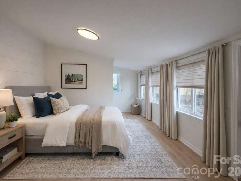 1411 Chelsea Street, Winston Salem, NC 27103.  MLS# CAR4341682, YatesRealty ID 4921. VIRTUALLY STAGED 3rd bedroom