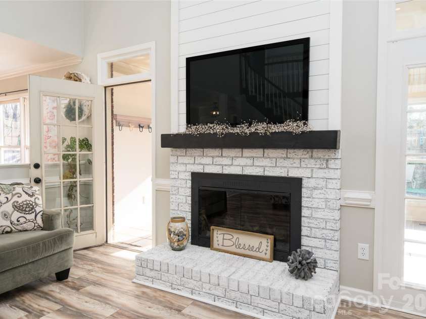 2568 Chelsea Drive, Concord, NC 28025.  MLS# CAR4334565, YatesRealty ID 4921. 