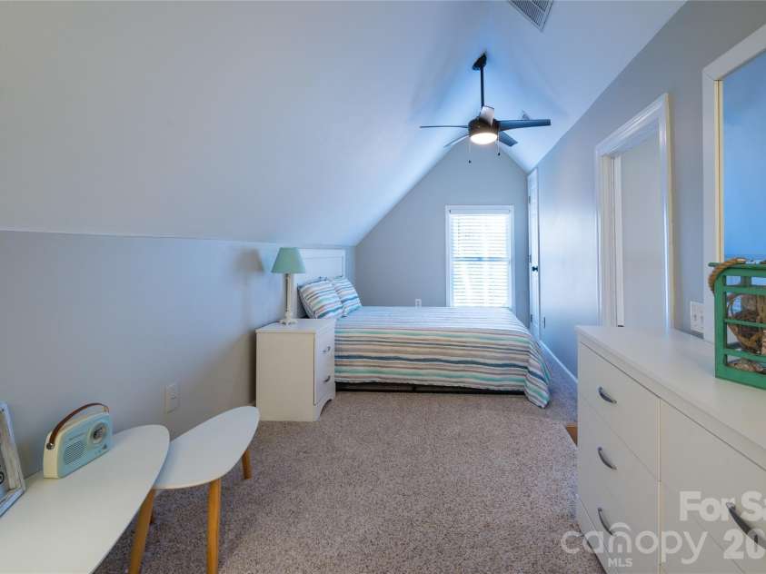 2568 Chelsea Drive, Concord, NC 28025.  MLS# CAR4334565, YatesRealty ID 4921. Flex Room with Bathroom