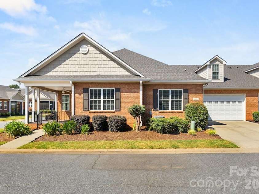 8379 Glacier Drive, Denver, NC 28037.  MLS# CAR4419835, YatesRealty ID 49211. 