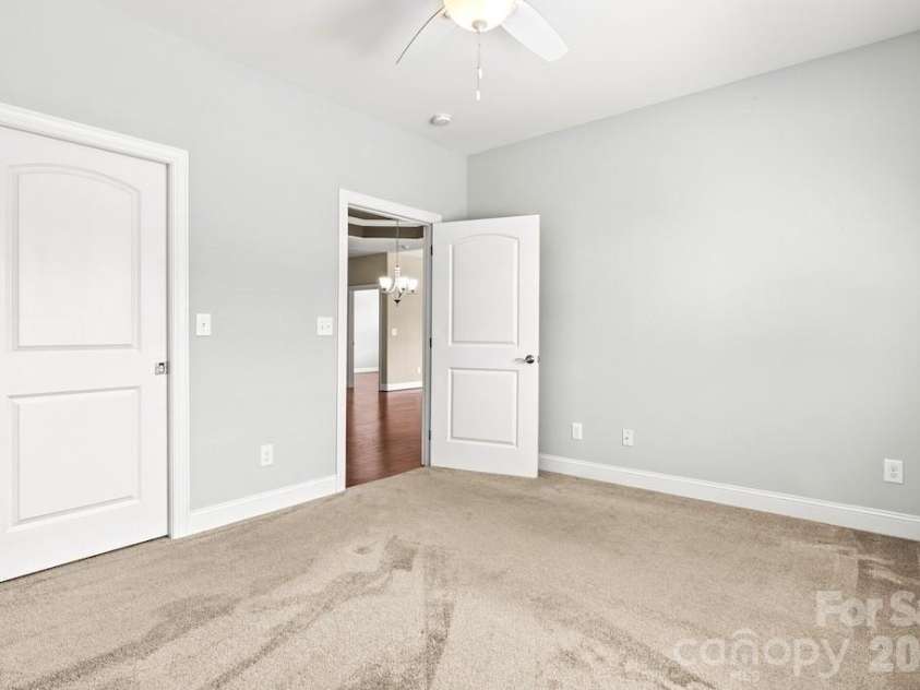 8379 Glacier Drive, Denver, NC 28037.  MLS# CAR4419835, YatesRealty ID 49211. 