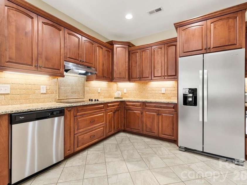 8379 Glacier Drive, Denver, NC 28037.  MLS# CAR4419835, YatesRealty ID 49211. 
